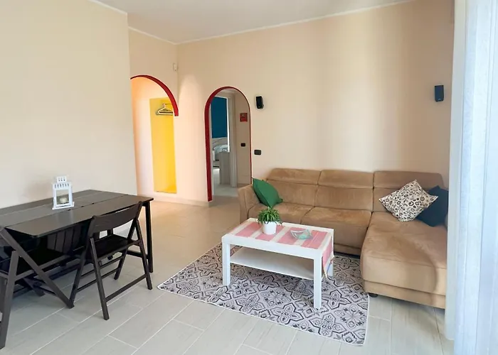 Apartment Grimhouse, Nuovo Trilocale In Lucio Sestio