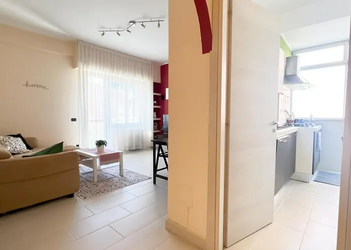 Apartment Grimhouse, Nuovo Trilocale In Lucio Sestio *